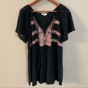 Entro Embroidered Lace Bell Sleeve Boho Tunic Top